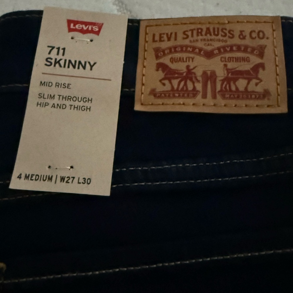 Levi's Dark Blue Skinny Jeans